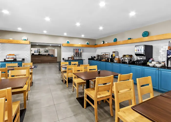Hotel Country & By Radisson, Charleston North, Sc