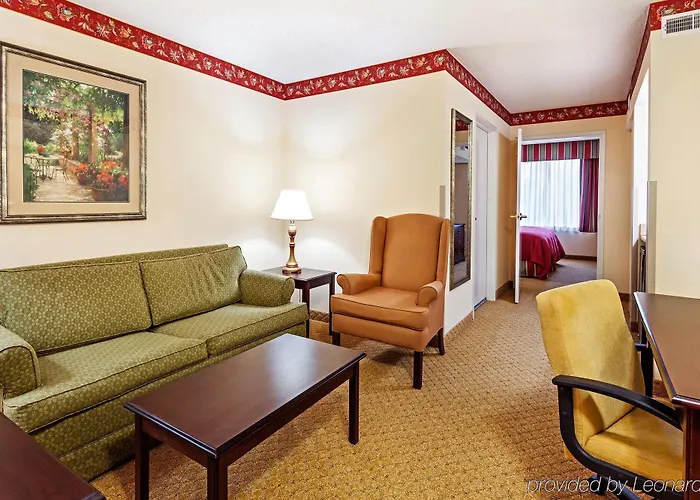 Country & By Radisson, Charleston North, Sc