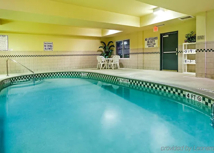 Hotel Country & By Radisson, Charleston North, Sc 3*