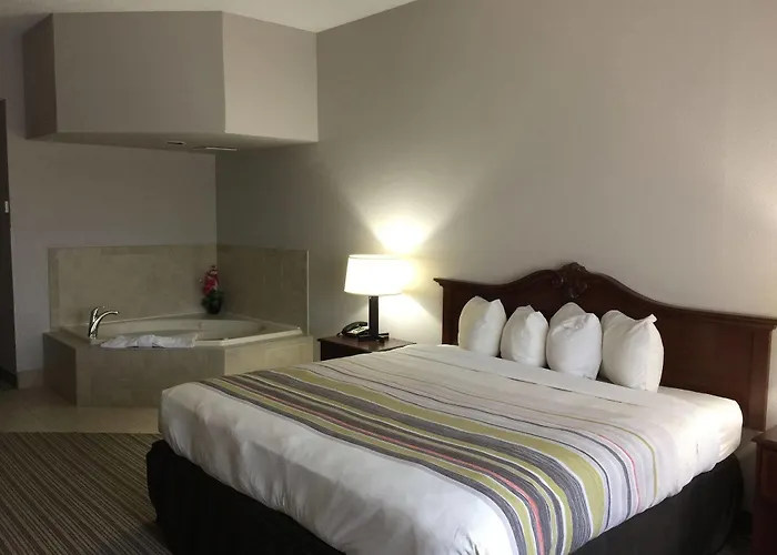 Country & By Radisson, Charleston North, Sc