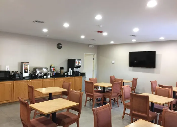 Country & By Radisson, Charleston North, Sc